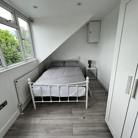 Lovely 2 Bedroom Flat With Roof Terrace In London Nw6 Экстерьер фото