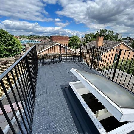 Lovely 2 Bedroom Flat With Roof Terrace In London Nw6 Экстерьер фото